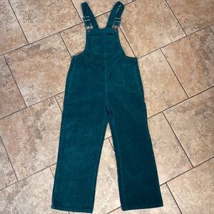 Adorable and cozy teal corduroy overalls — Soft corduroy fabric